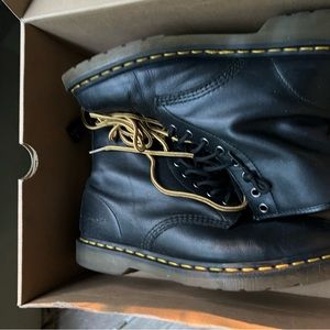 DR MARTENS**** BLACK NAPPA DR MARTENS